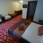 Kunigiskes, Sveciu Namai Apartamentų viešbutis *