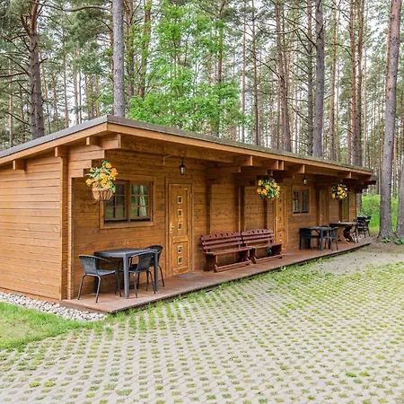 Kunigiskes, Sveciu Namai Palanga