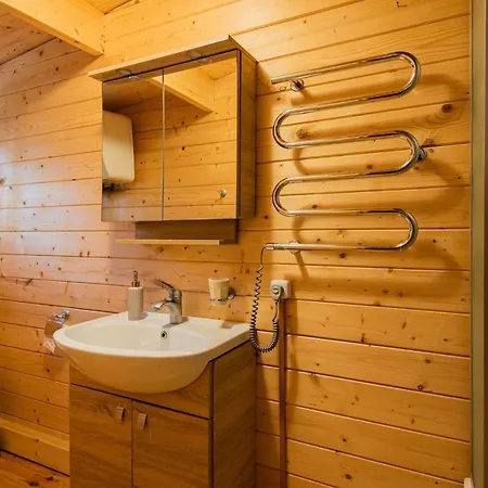 Aparthotel Kunigiskes, Sveciu Namai *