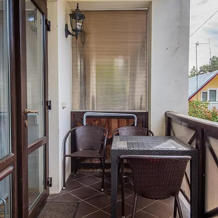 Apart-hotel Kunigiskes, Sveciu Namai