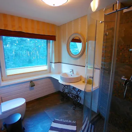 Kunigiskes, Sveciu Namai Apart-hotel