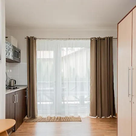 Aparthotel Kunigiskes, Sveciu Namai