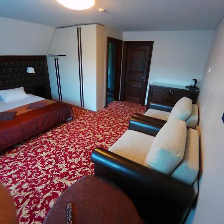 Kunigiskes, Sveciu Namai Apart-hotel