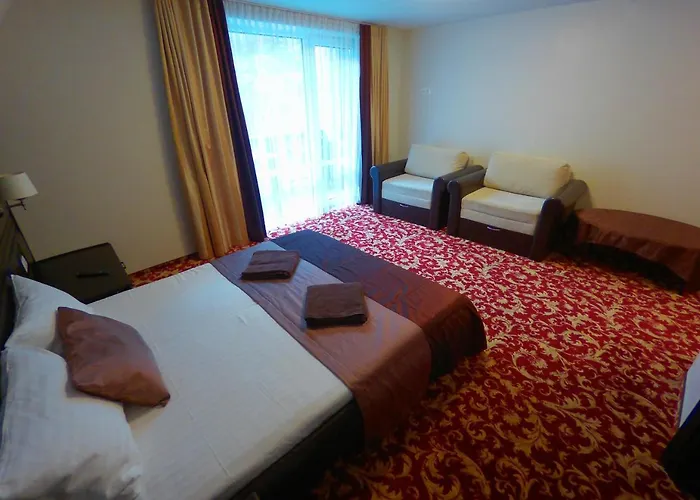 Kunigiskes, Sveciu Namai