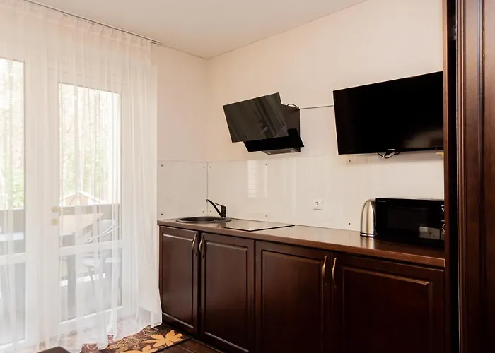 Kunigiskes, Sveciu Namai Hotel apartamentowy