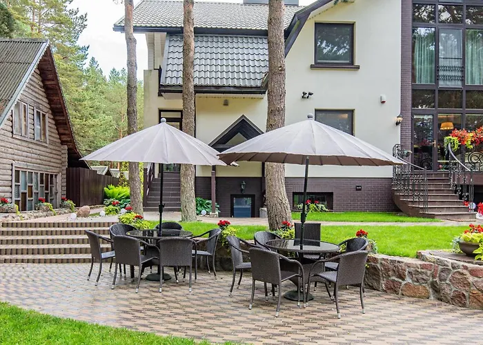 Kunigiskes, Sveciu Namai * Połąga