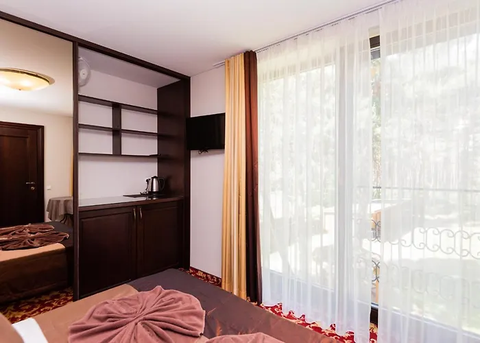 Kunigiskes, Sveciu Namai *